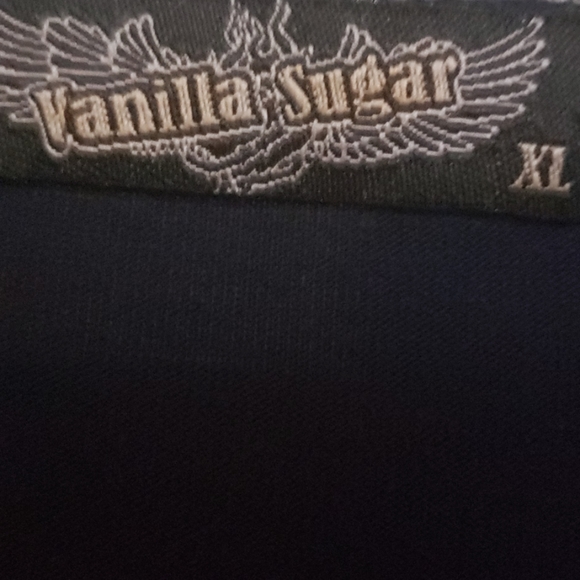 Shirt - Picture 4 of 4